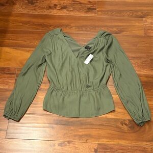 Banana Republic Olive Green V-Neck Blouse Size X-Small